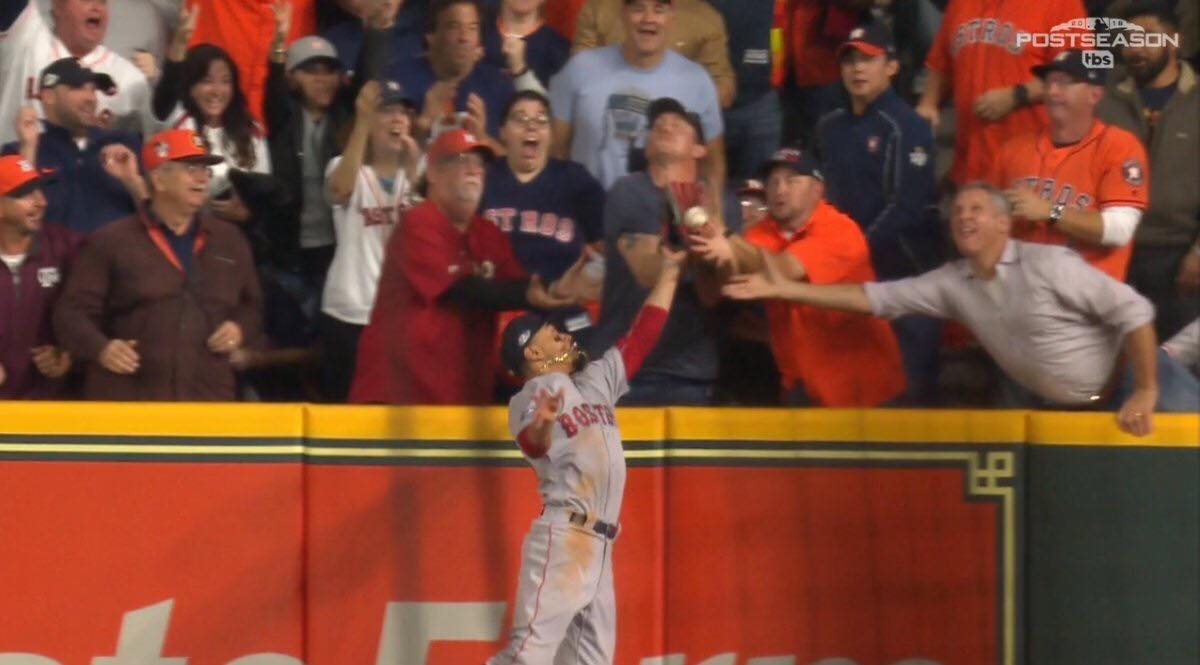 astros-red-sox-altuve-home-run.jpg