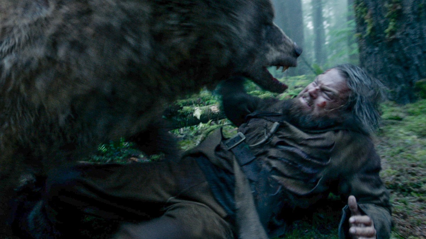 Movie Reviewer Uses Chicago Bears To Hilariously Troll 'The Revenant'