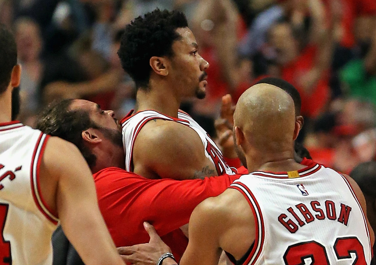 Bulls' Derrick Rose (elbow), Taj Gibson (ribs) both out vs. Bucks