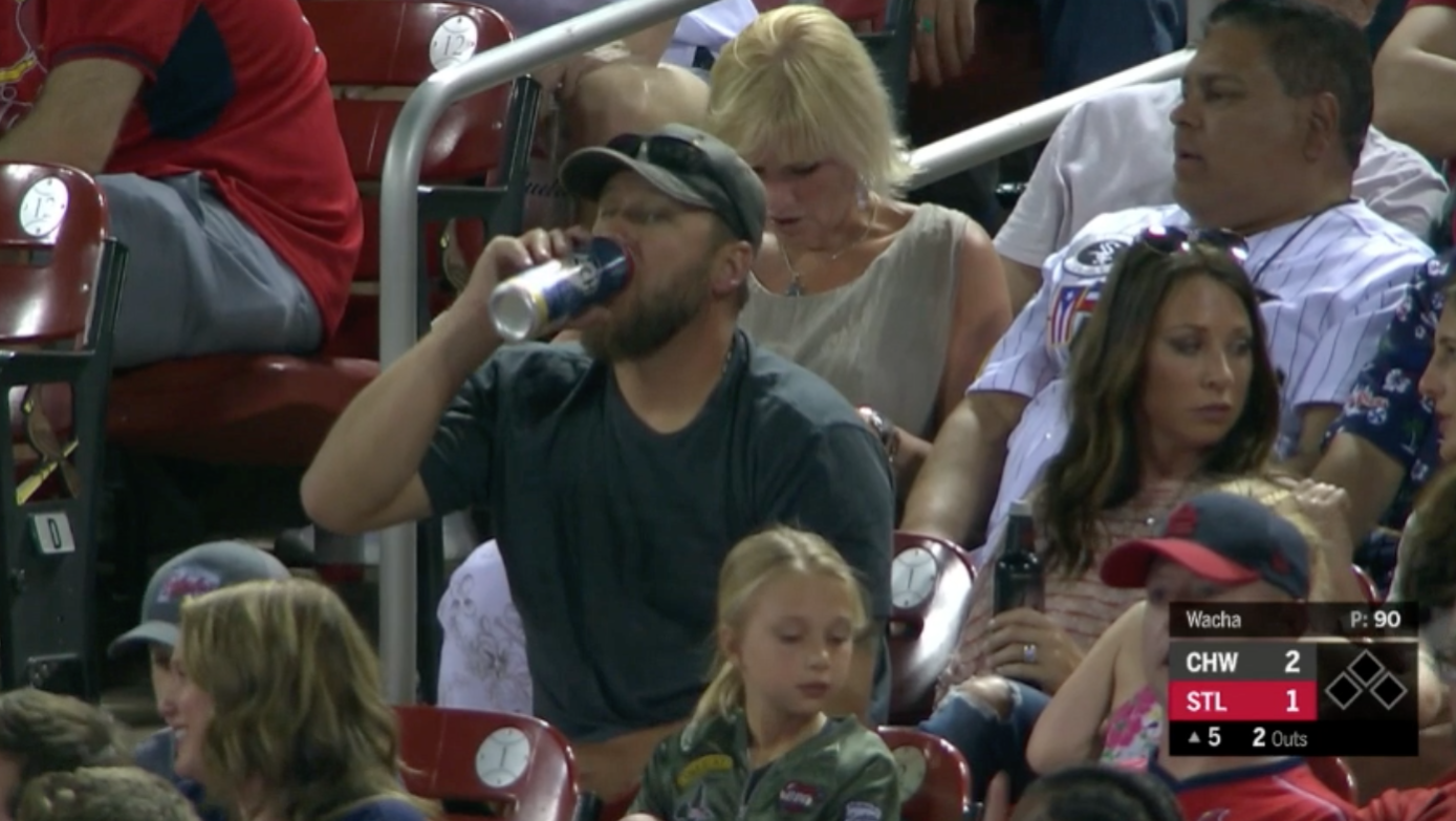 VIDEO: Mark Buehrle Enjoying His Retirement, Drinking Beer And