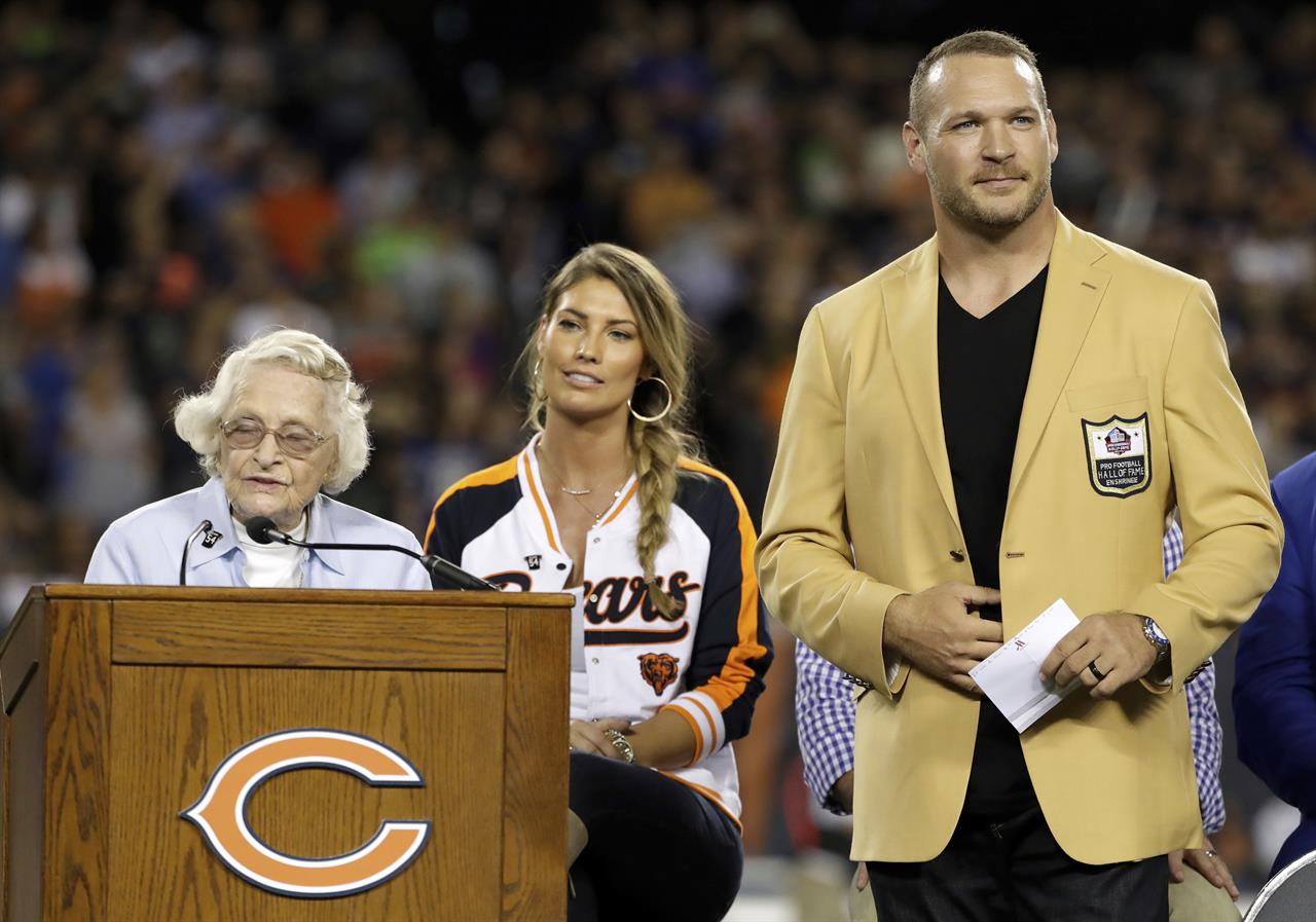 Brian Urlacher 2018 Pro Football Hall of Fame Induction Bronze Coin Photo  Mint