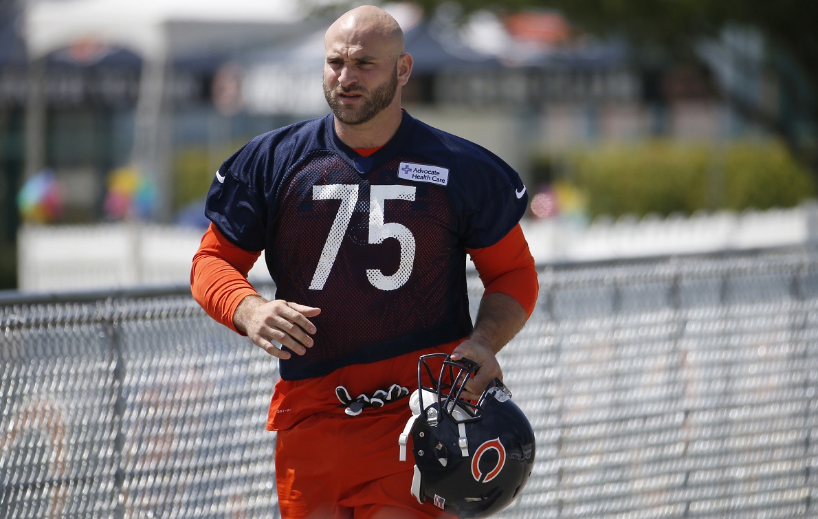 Oregon Football on X: Kyle Long goes No. 20 to the Chicago Bears. Huge day  for #ProDucks  / X