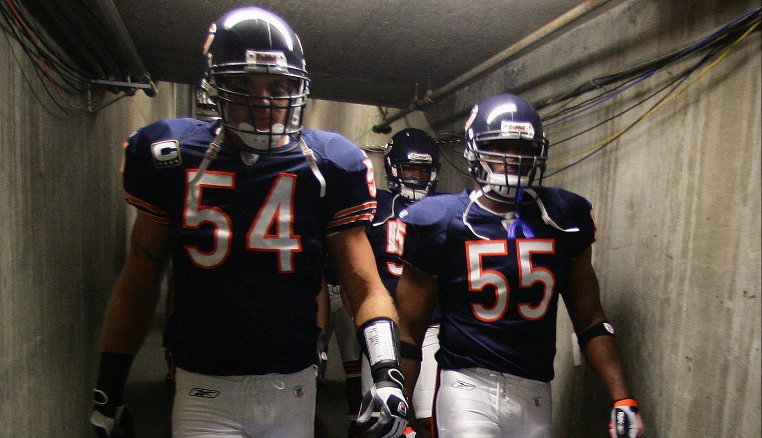 Brian Urlacher Gets Hall of Fame Endorsement From Unlikely Source