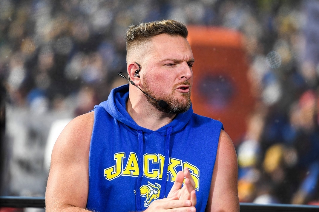 Pat McAfee nearly came out of retirement to sign with the Chicago Bears  this off-season - Stampede Blue