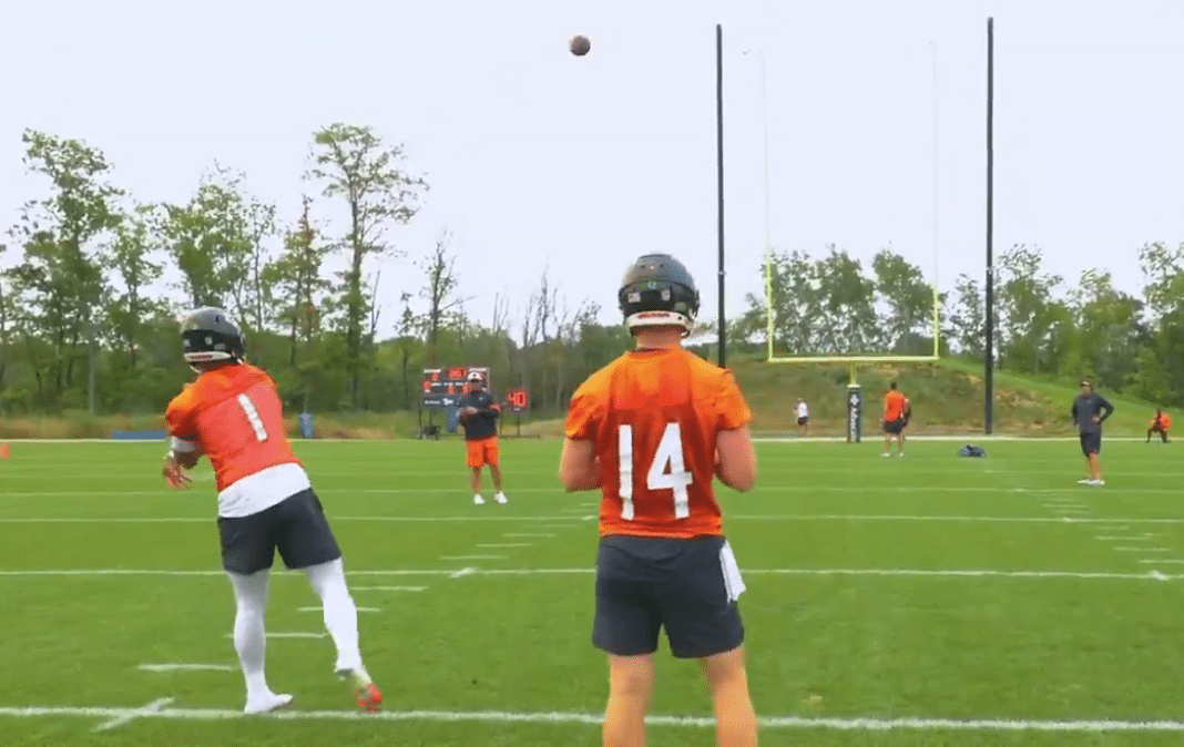 Bears Rumors: Justin Fields' 'Elongated Throwing Motion' Concerns NFL  Insiders, News, Scores, Highlights, Stats, and Rumors