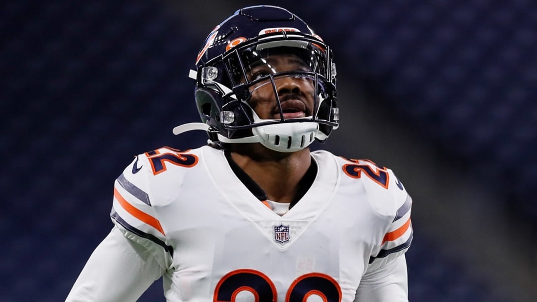 Kindle Vildor of the Chicago Bears in action against the Houston News  Photo - Getty Images