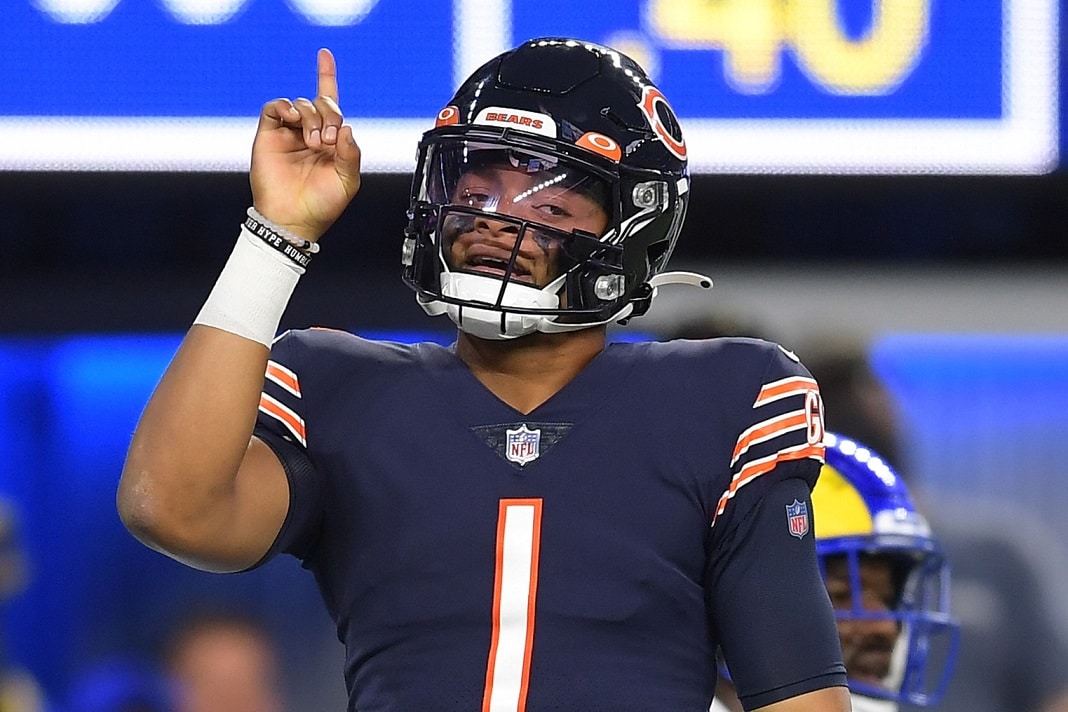 NFL: Meet Chicago Bears quarterback Justin Fields - the 'superstar' set to  be future MVP? - BBC Sport