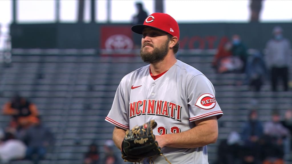 Cubs' Wade Miley returns to Cincinnati; Reds to recognize his 2021 season -  Chicago Sun-Times