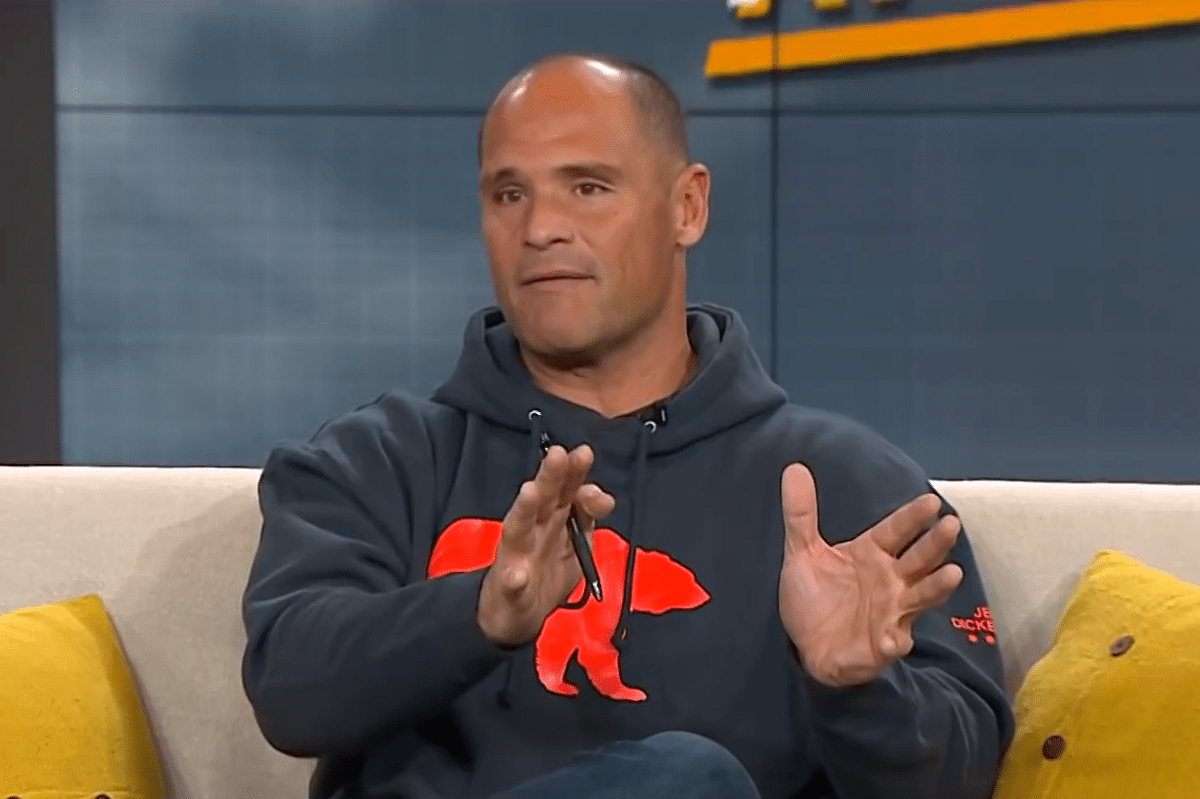 Olin Kreutz: Chicago Bears Offered Me $15 Per Hour Job - Vendetta