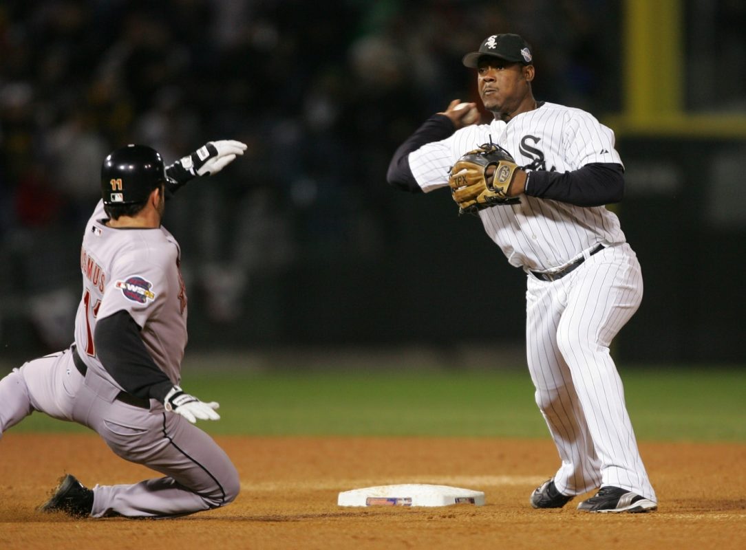 Juan Uribe Jr. signing shows how important the 2005 White Sox team still is