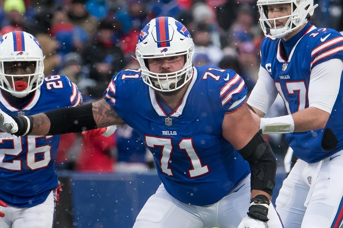 Bills match Bears' offer sheet for OL Ryan Bates