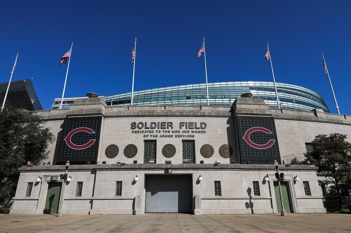 A Chicago Bears Move To Arlington Heights May Leave Thousands Of Fans With  Worthless Soldier Field Seat Licenses - Chicago Tribune