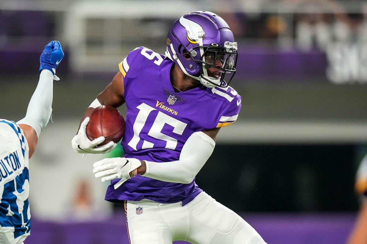 OFFICIAL: Chicago Bears claim WR Ihmir Smith-Marsette off waivers from  Minnesota Vikings