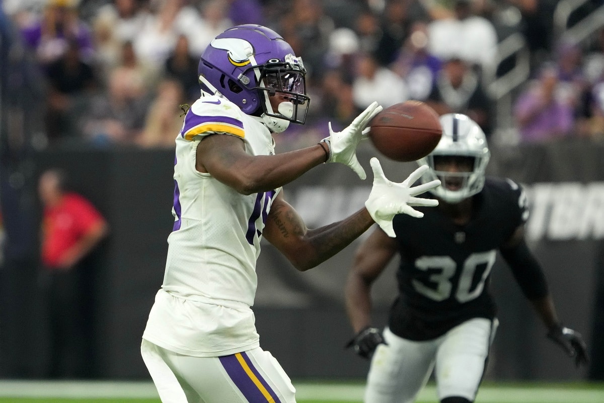 Bears claim former Vikings WR Ihmir Smith-Marsette