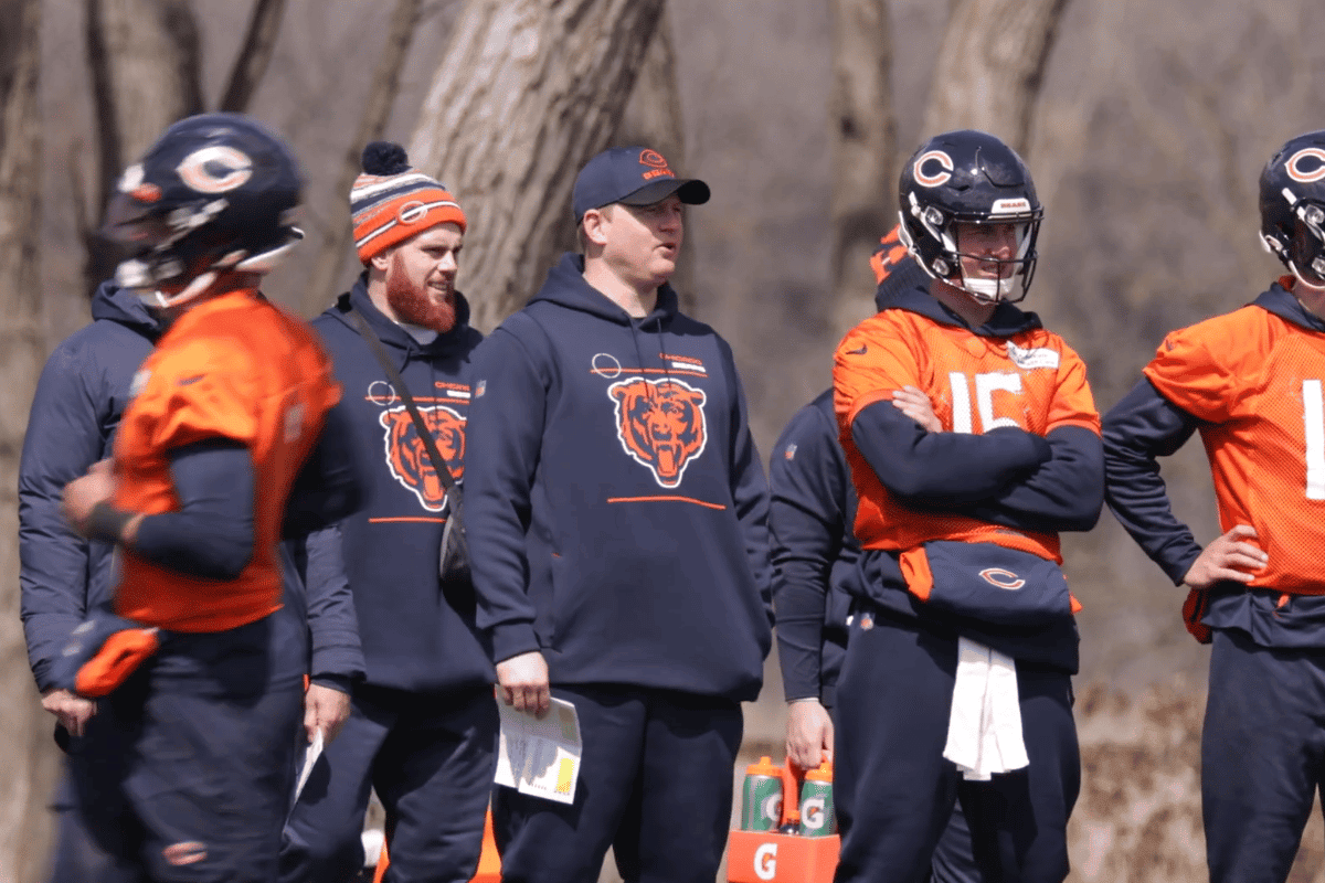 Bears' Luke G  addresses challenges offense faces with quick