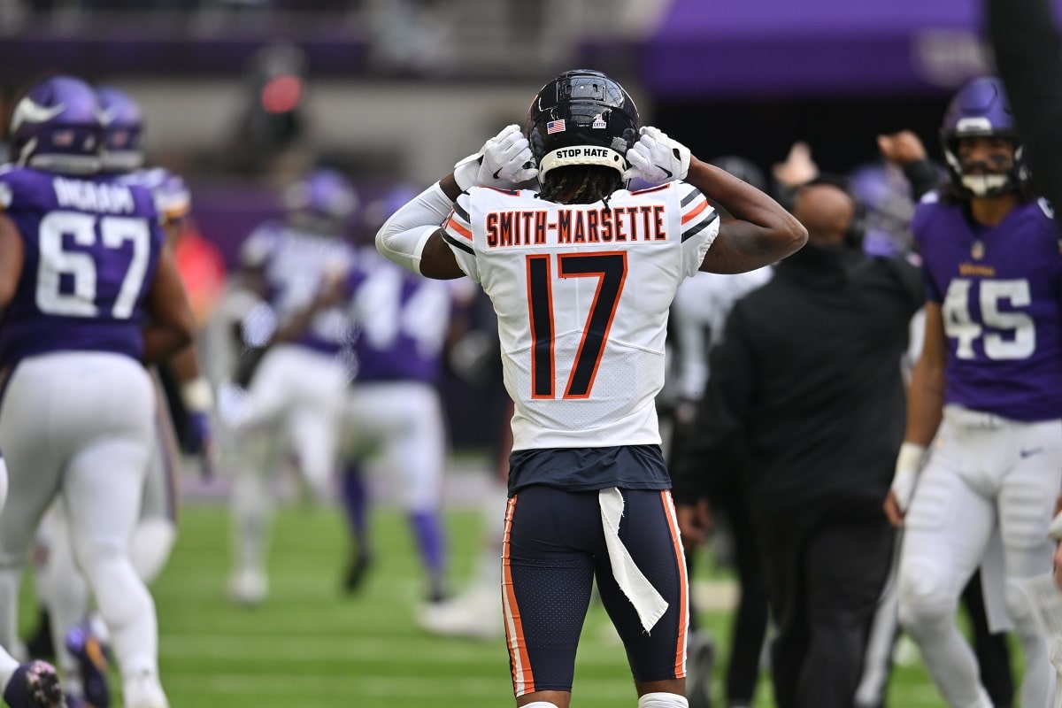 Dov Kleiman on X: The #Bears have waived WR Ihmir Smith-Marsette. Smith- Marsette fumbled the game away for Chicago in their Week 5 match against  the #Vikings  / X