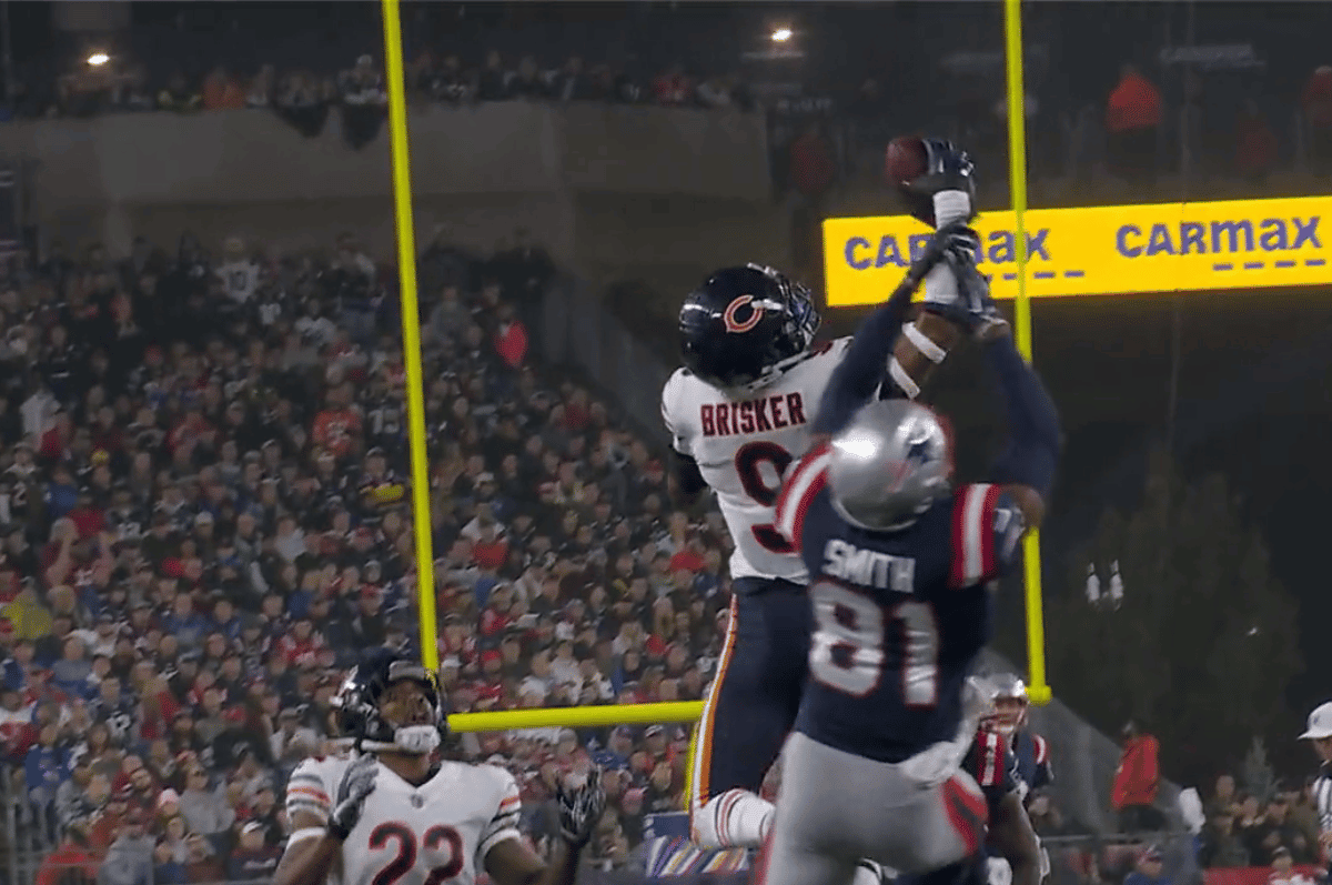 Bears' Jaquan Brisker gets payback after Patriots' Mac Jones kicks him in  groin