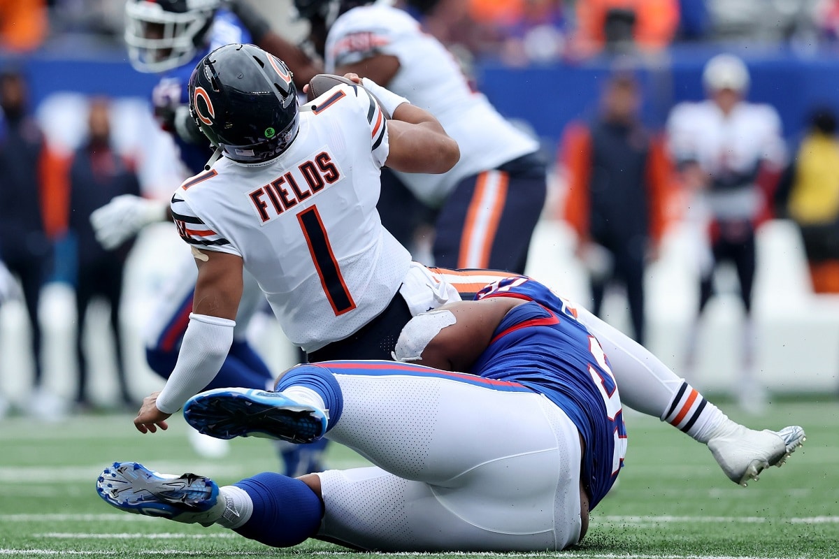 Déjà vu: Bears QB Justin Fields' fumble reminiscent of Mitch Trubisky in  2020 - Chicago Sun-Times