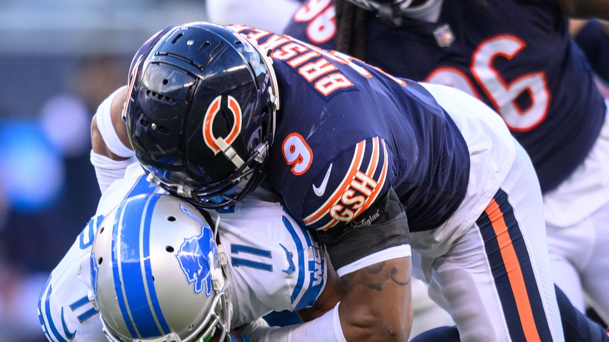 Chicago Bears safety Jaquan Brisker (9) and safety Eddie Jackson