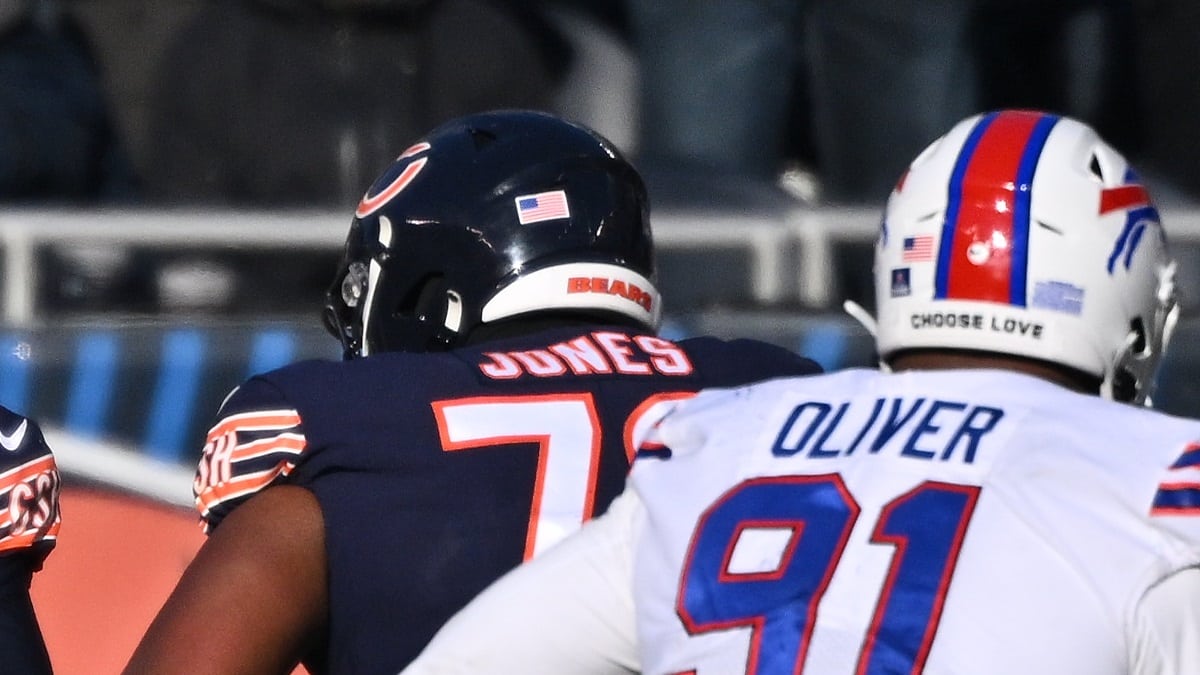 Braxton Jones Can Be A Game-Changer For The Bears - On Tap Sports Net