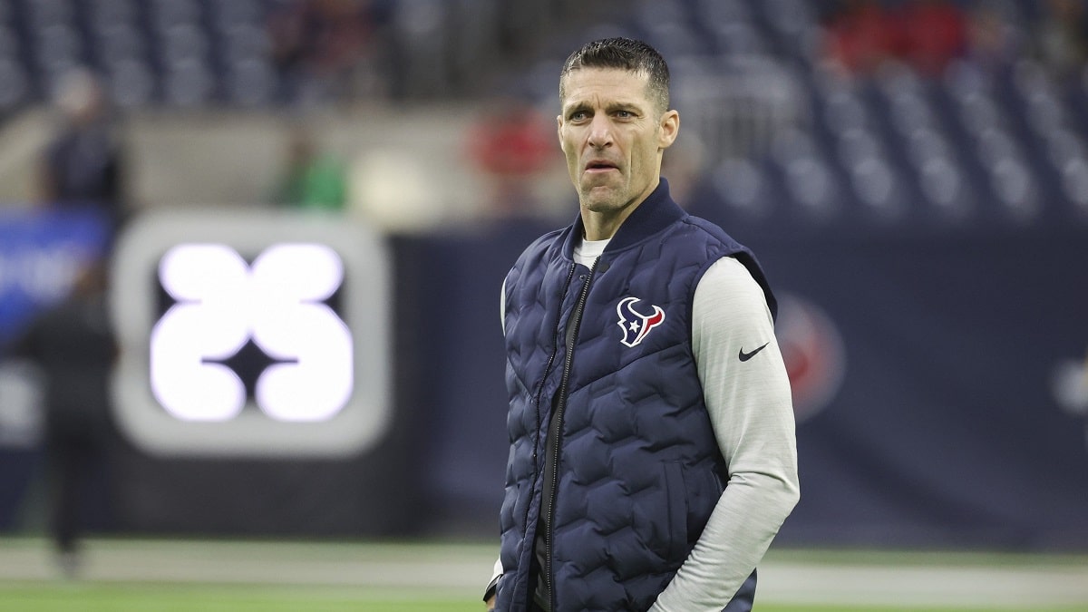 Texans make deal with Bears in wild first round of latest Mel