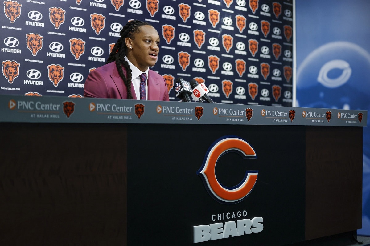 Two Former Head Coaches Think Chicago Bears Are Killing Free Agency