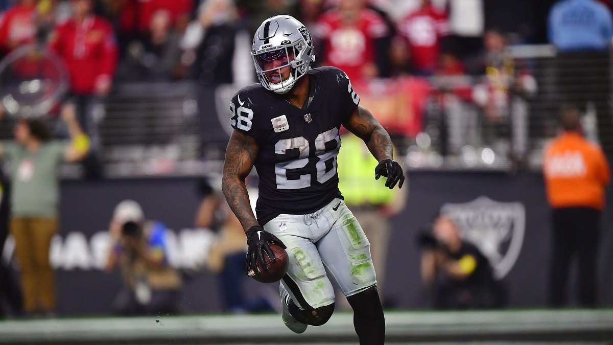 NFL Analyst Hints At Raiders Rescinding Tag On Josh Jacobs