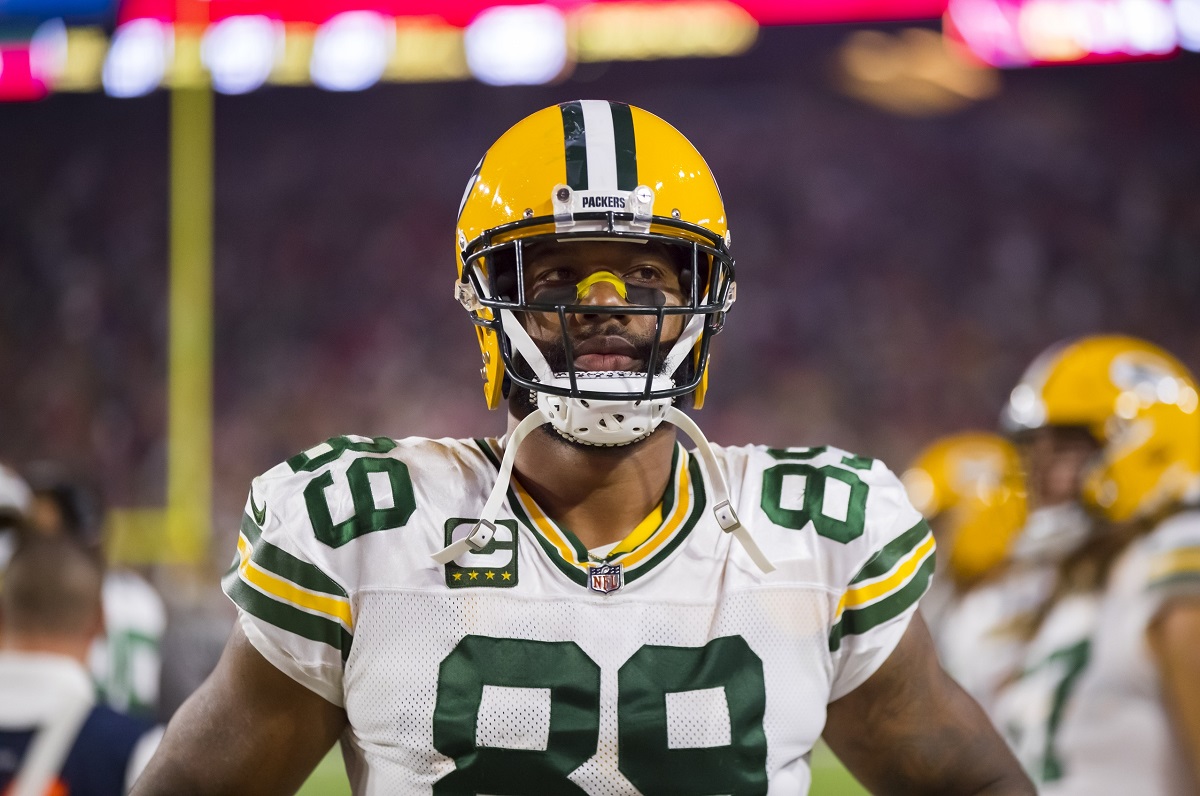 Chicago Bears sign veteran TE Marcedes Lewis, per report