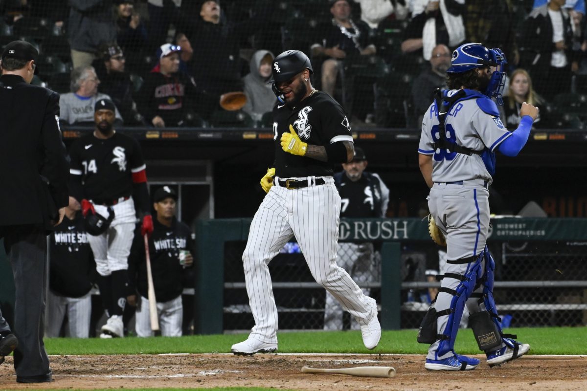 Chicago White Sox Injury Updates on Yoan Moncada, Mike Clevinger