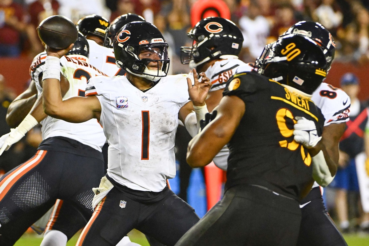 The Chicago Sports Podcast: Are Bears fans ready for the Justin Fields  season ahead? - CHGO