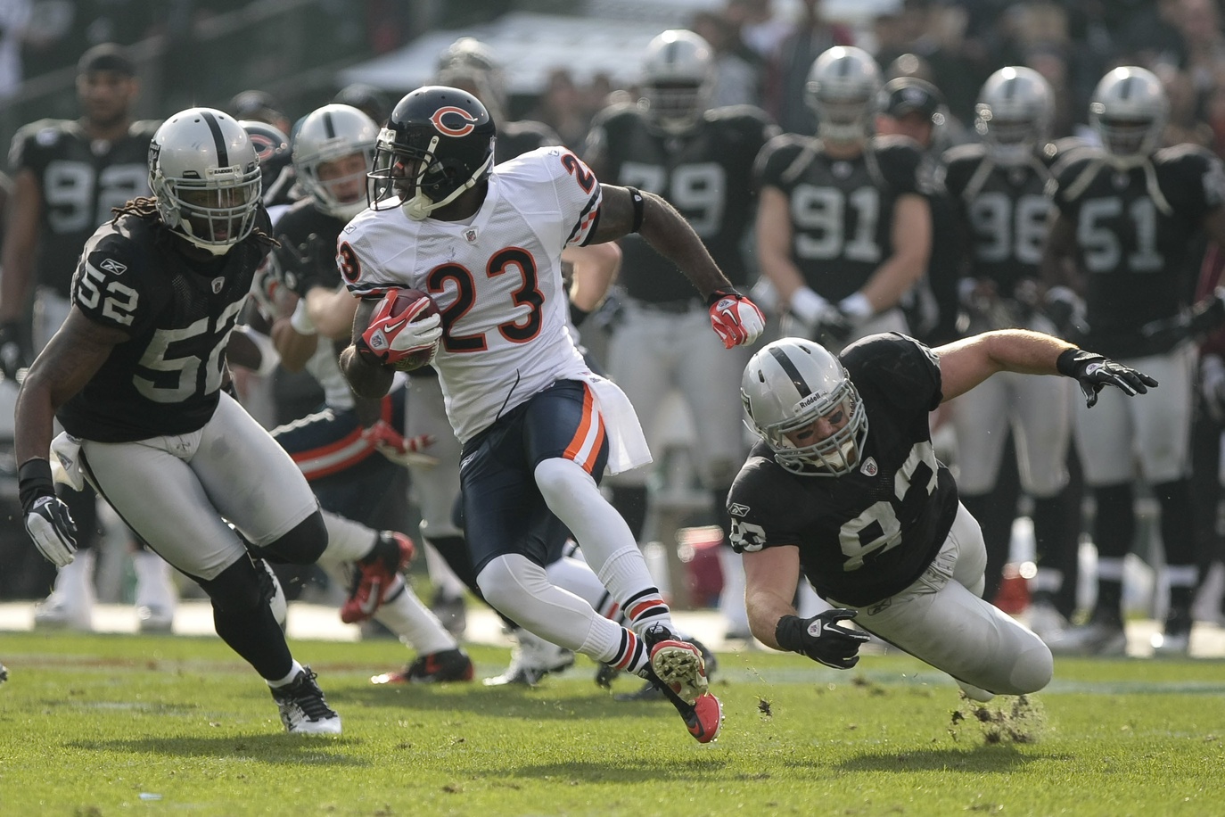 Pro Football Hall Of Fame Inductees To Be Revealed. Four Former Bears ...