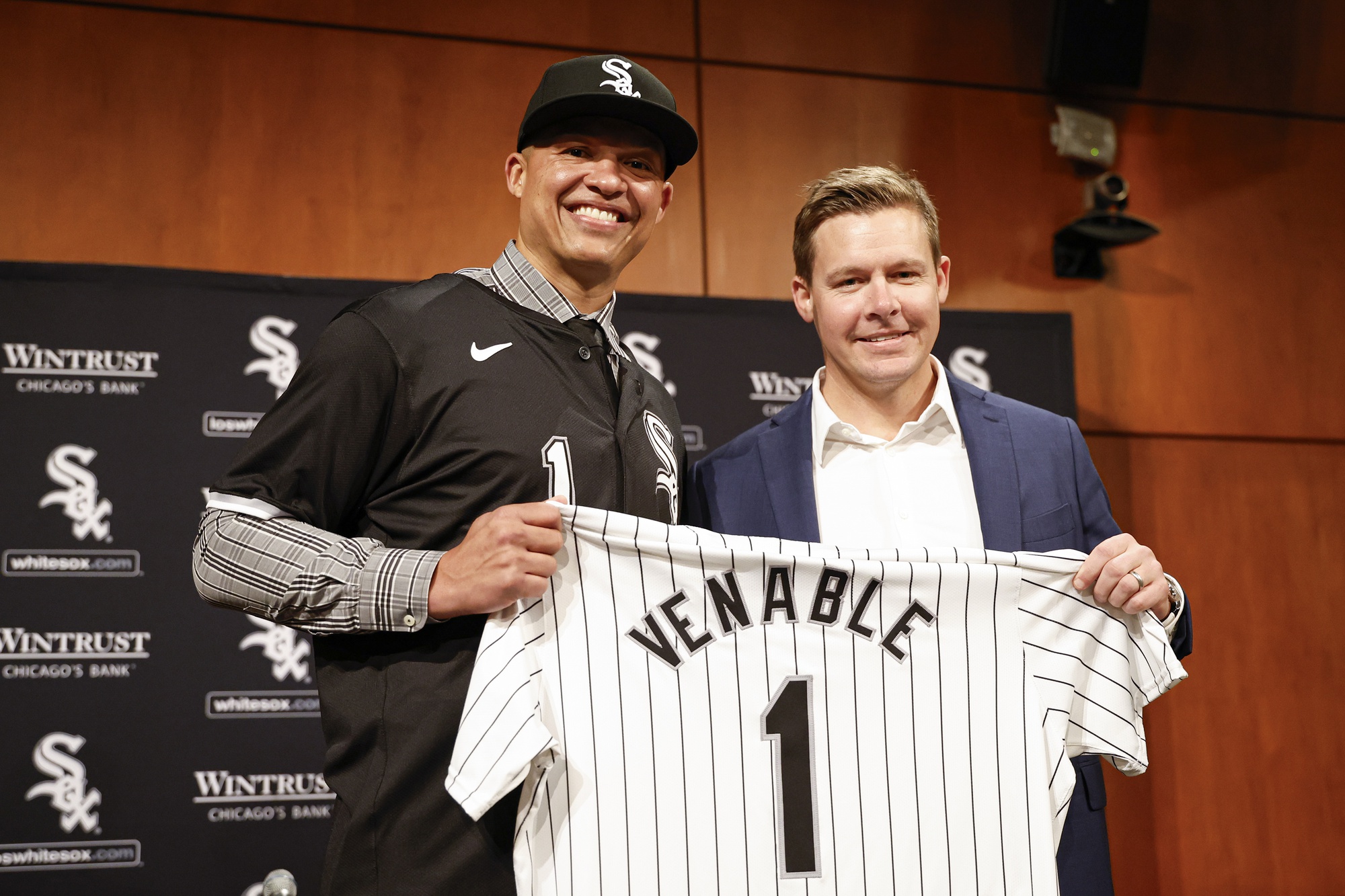 PECOTA Predicts Another 100-Loss Season For White Sox, But Forecasts  Significant Improvement